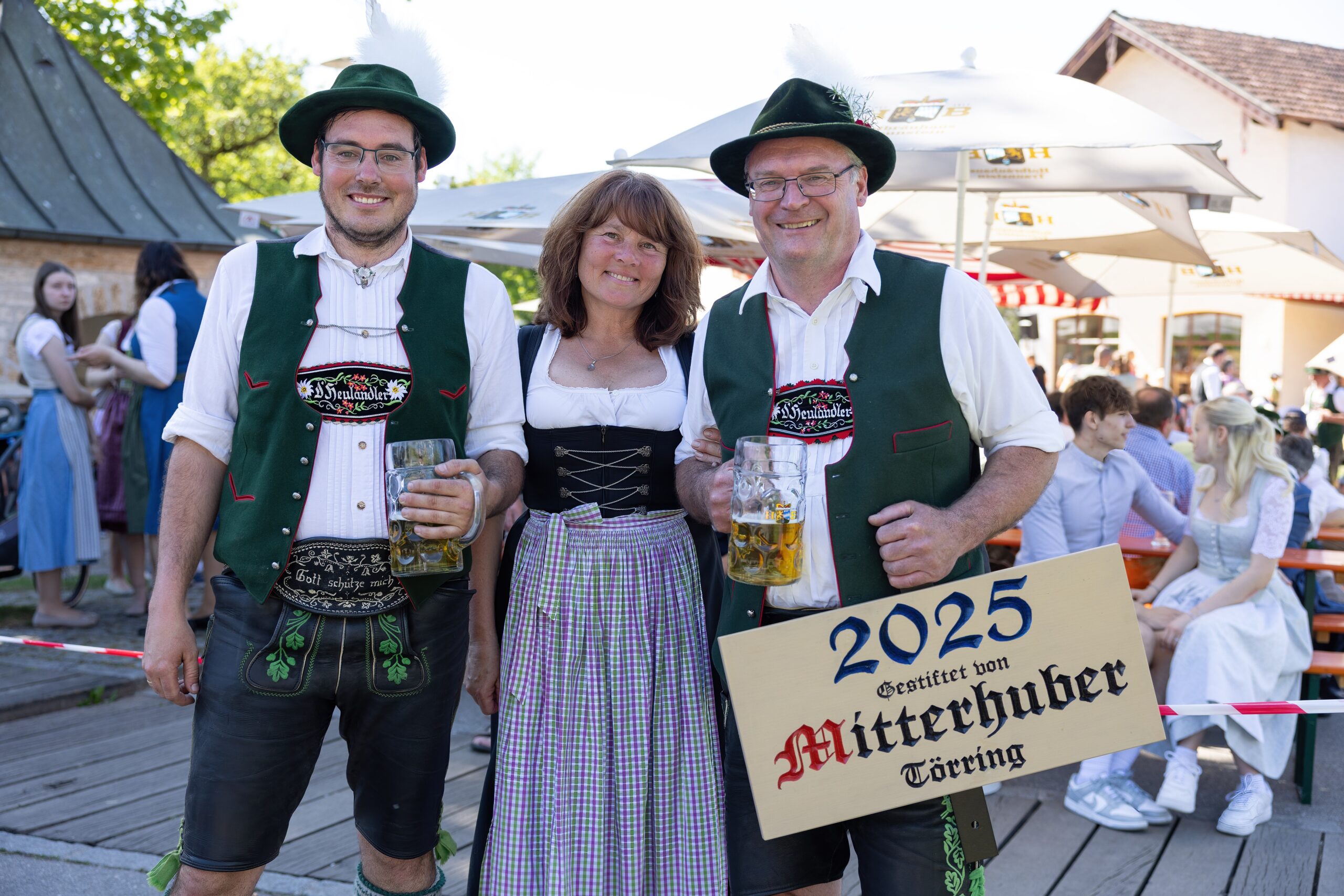 Törring_Maibaum-Aufstellen_2025_2D4A9605